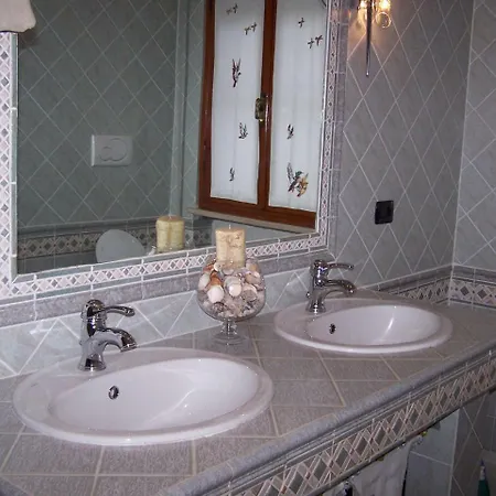 In Capannori/toskana 36318 Holiday home *